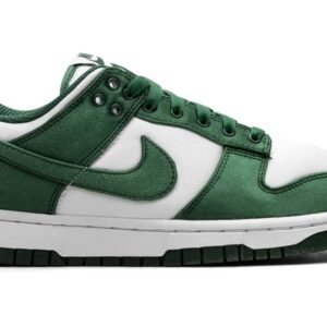 SB DUNK LOW “GREEN”