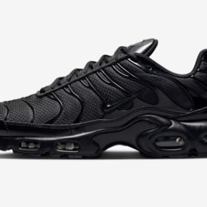Nike Air Max Plus "TOTAL BLACK"