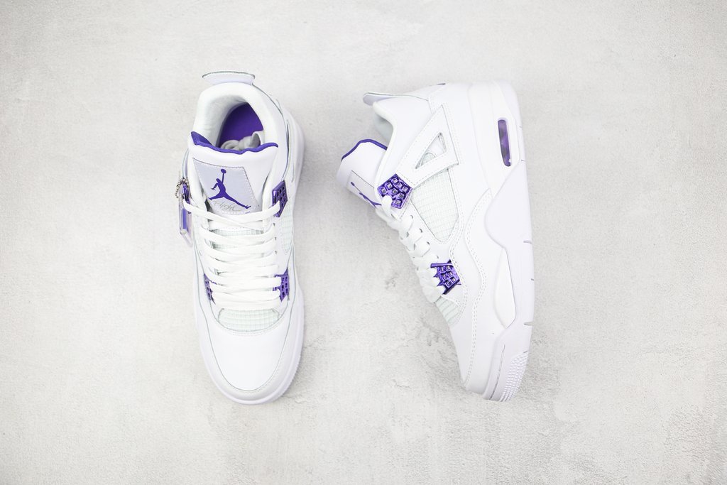 JORDAN RETRO 4 METALLIC PURPLE - Imagen 3