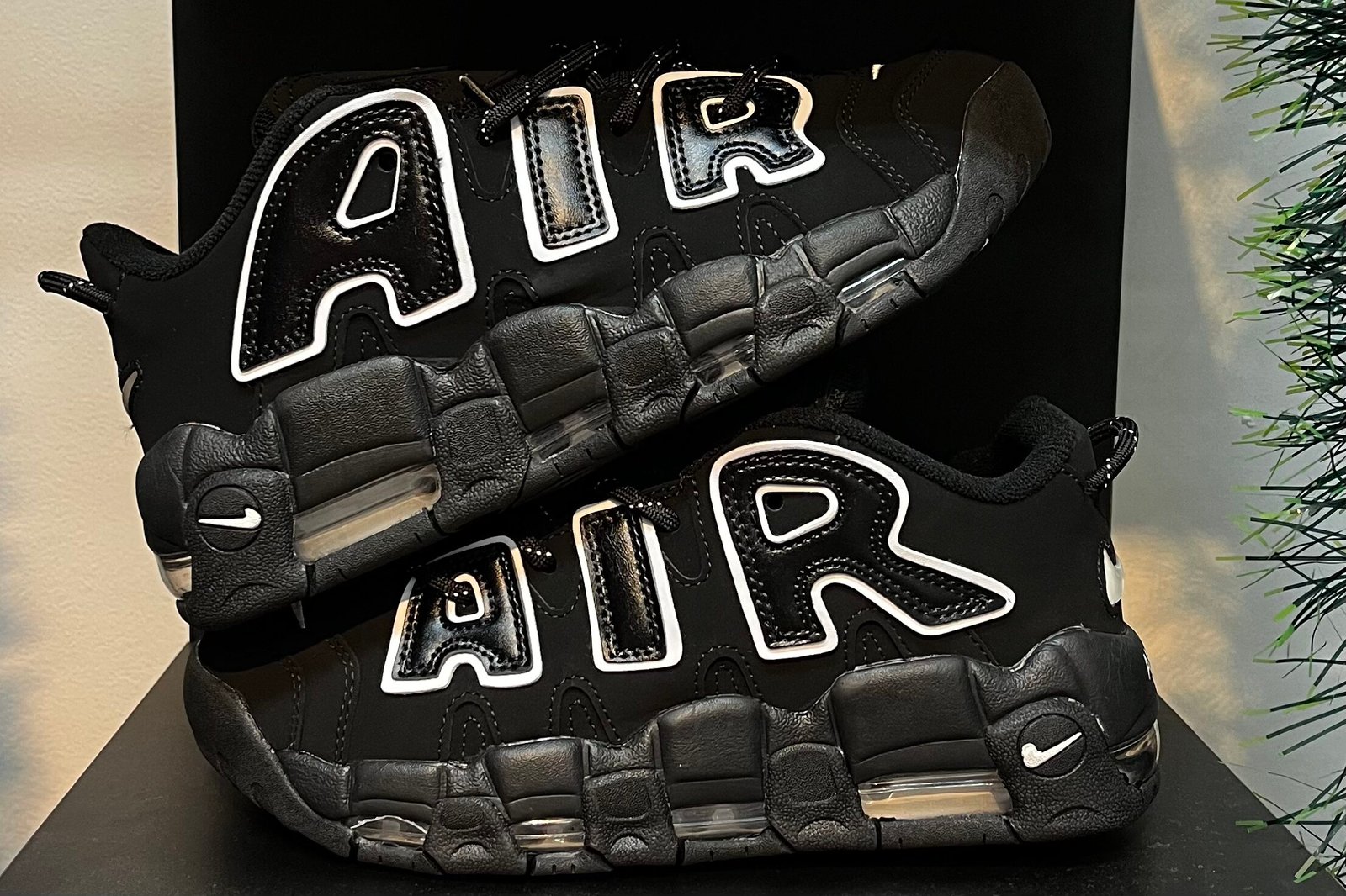 NIKE UP TEMPO LOW X " AMBUSH " - Imagen 2