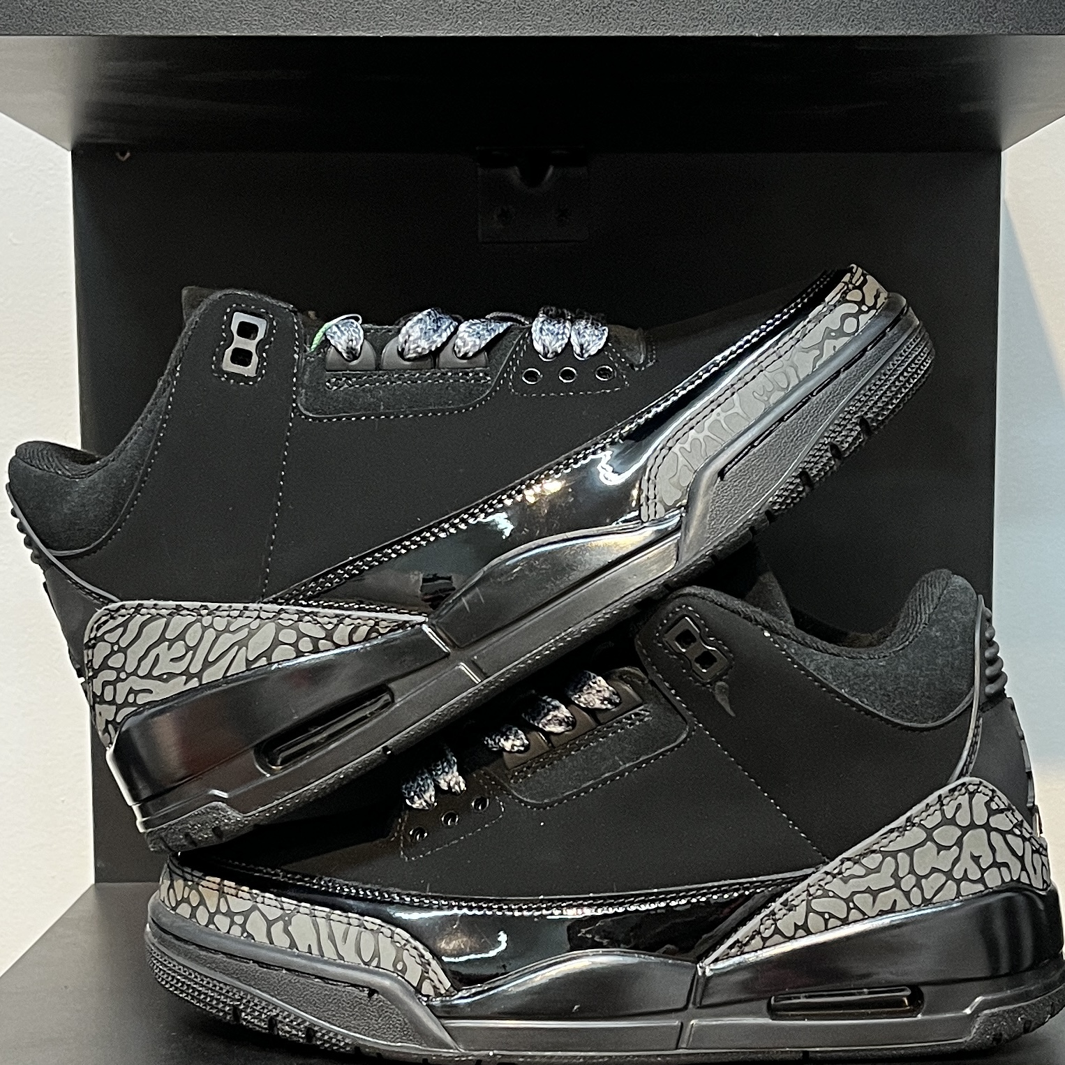 JORDAN RETRO 3 BLACK CAT - Imagen 3