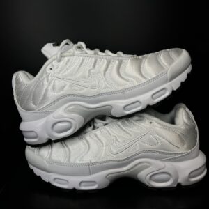AIR MAX TN PLATINUM TINT