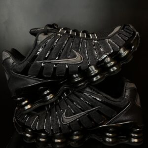 NIKE SHOX TL BLACK