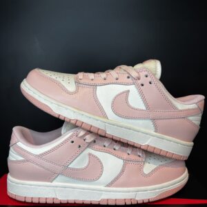 SB DUNK LOW PINK