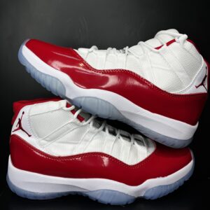 JORDAN RETRO 11 CHERRY