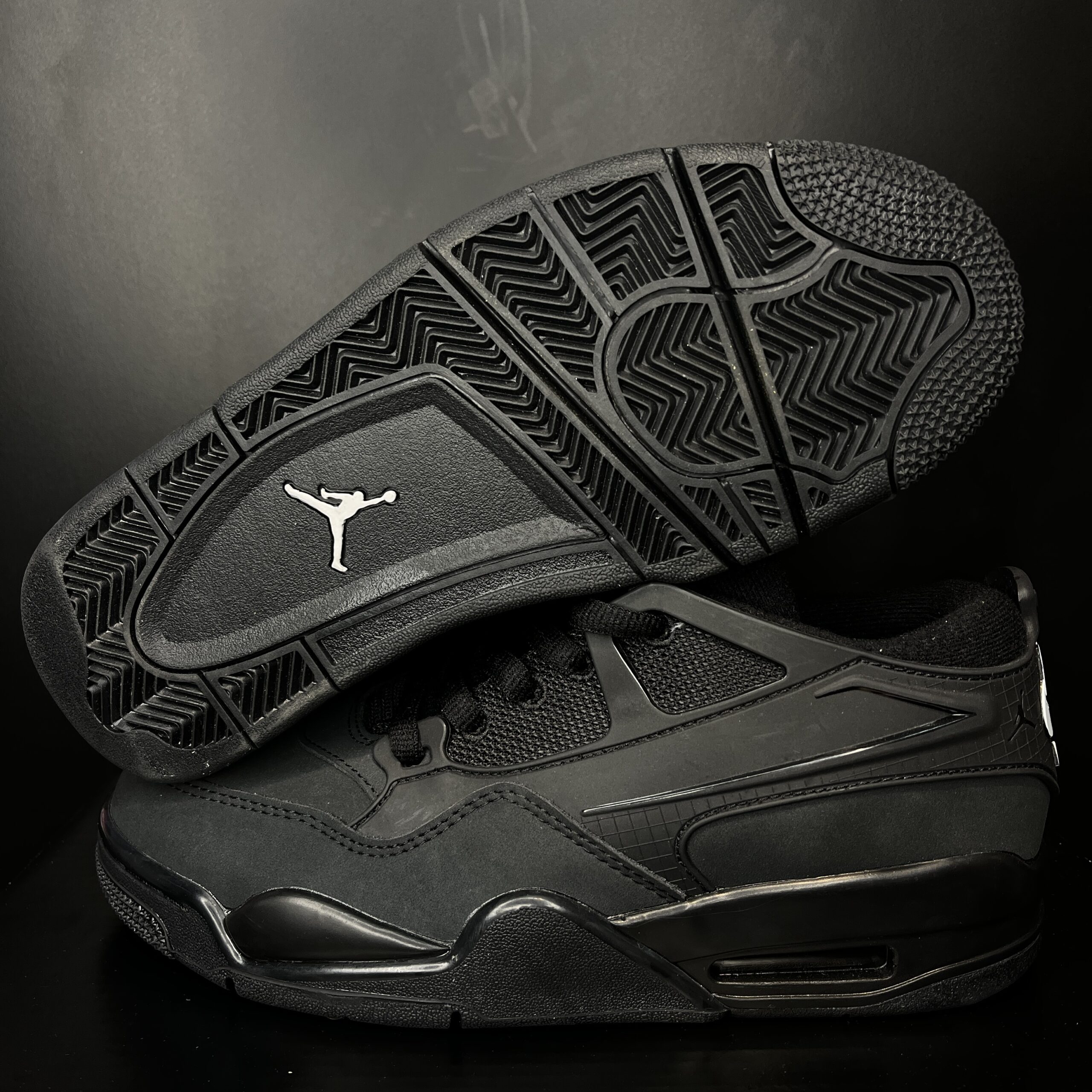 JORDAN 4 RM BLACK CAT - Imagen 2