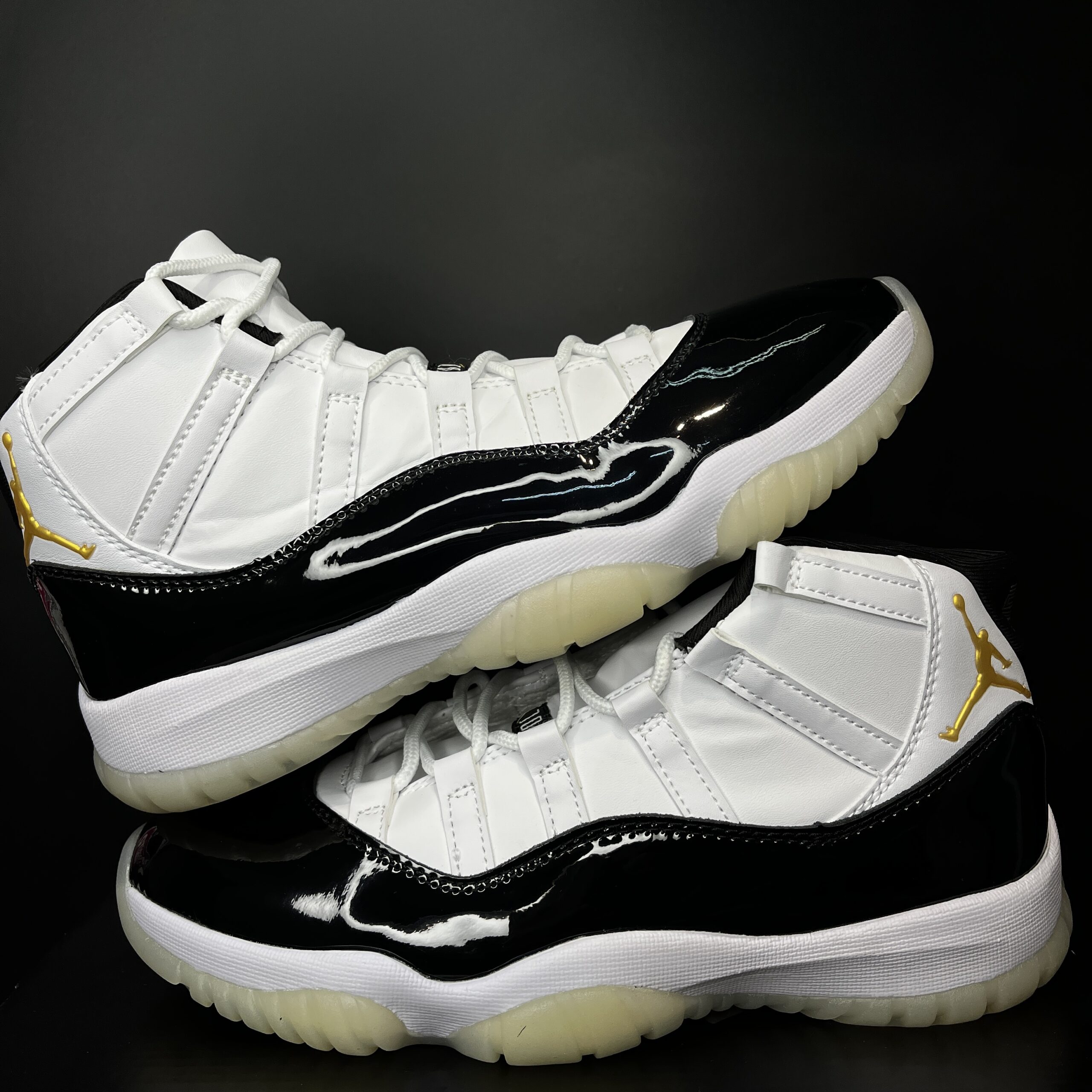 JORDAN RETRO 11 GRATITUDE