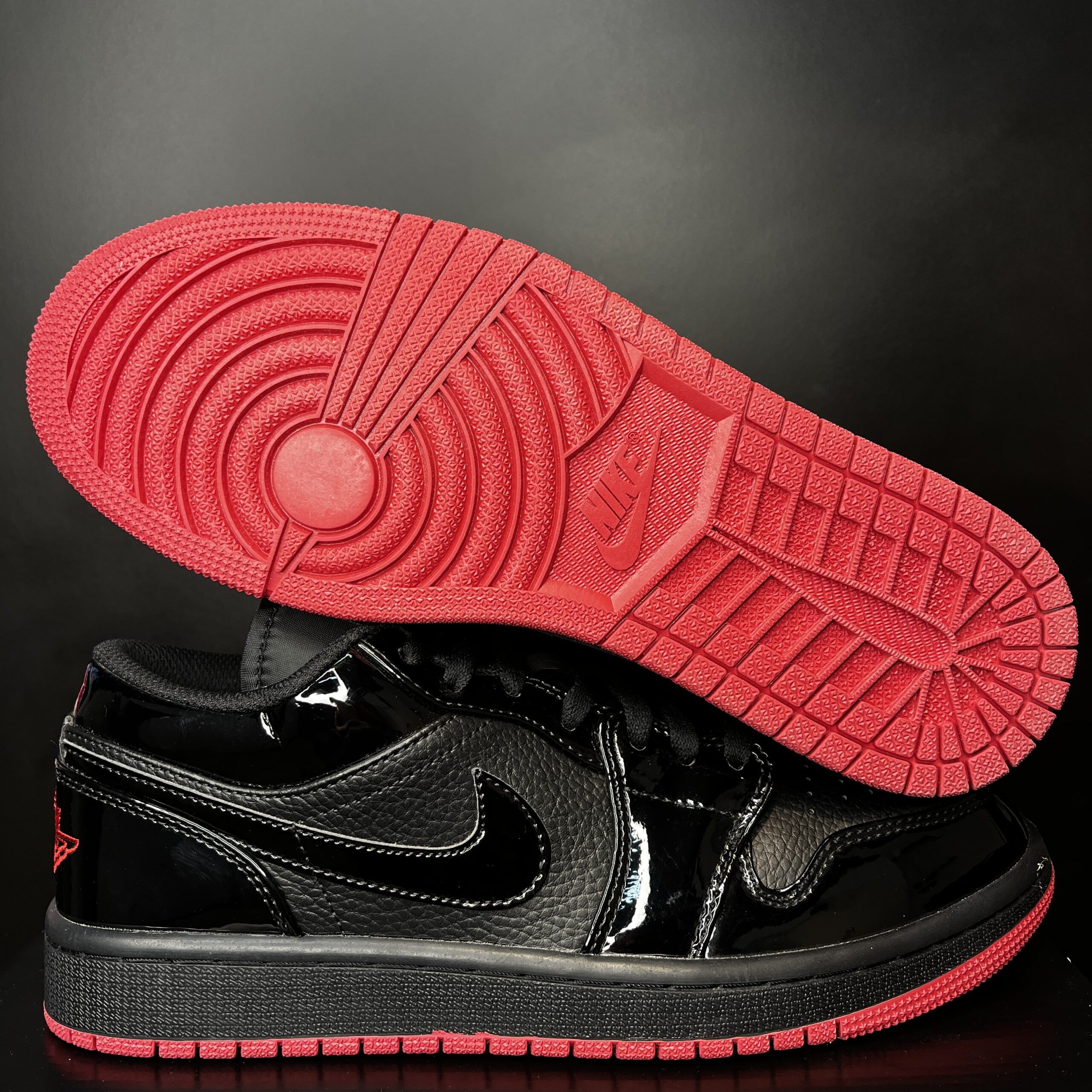 JORDAN RETRO 1 LOW SPACE RED - Imagen 2