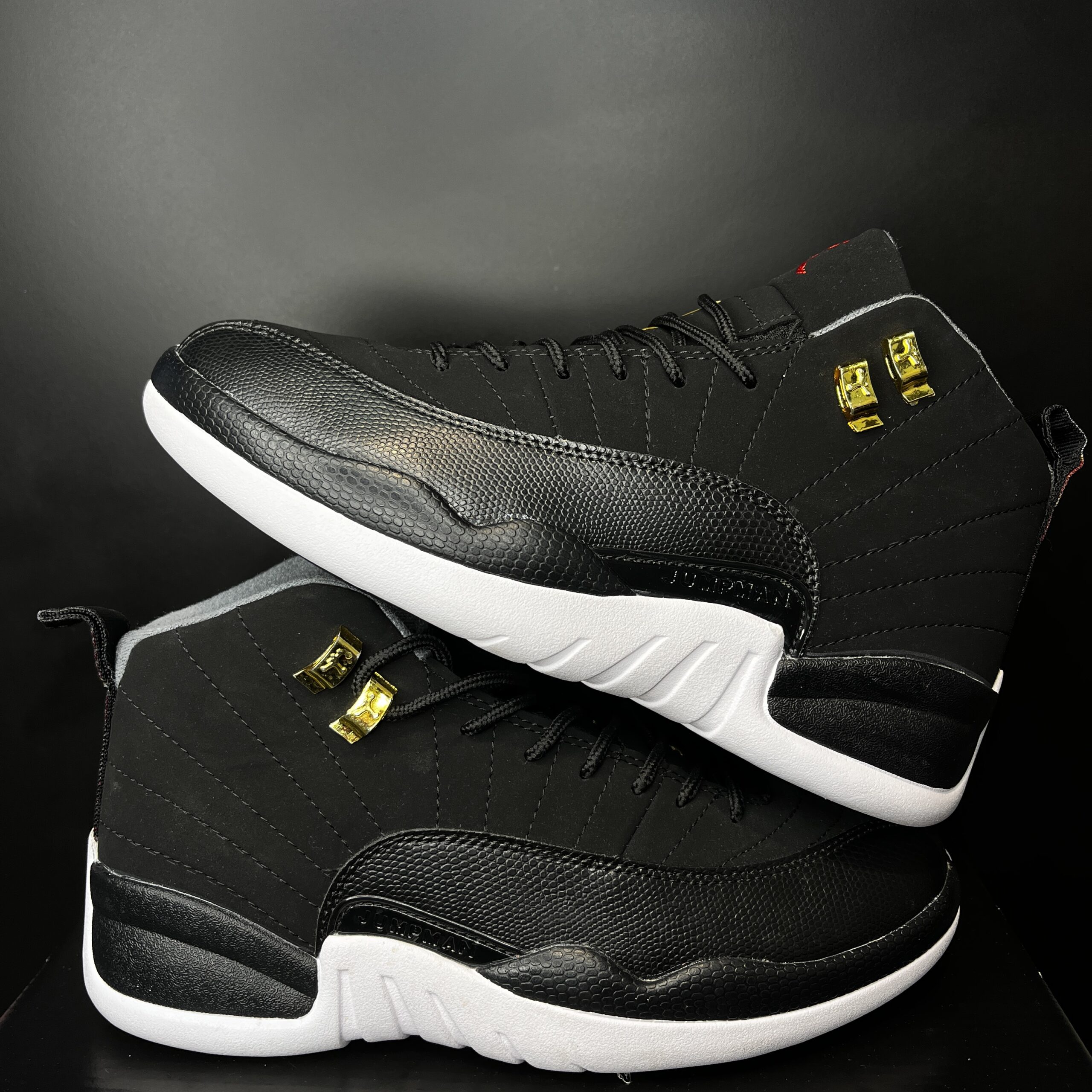 JORDAN RETRO 12 REVERSE TAXI