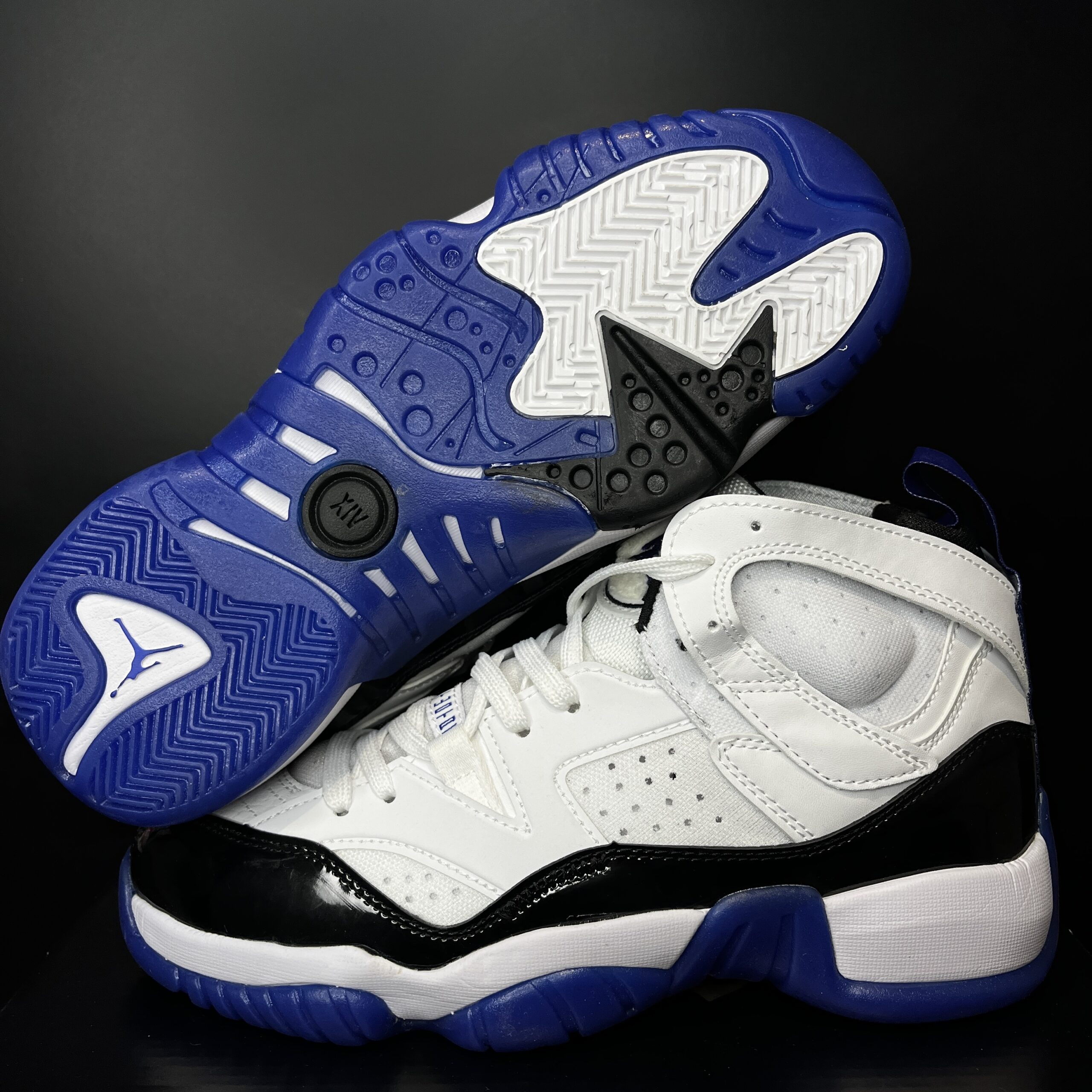 JORDAN JUMPMAN TWO TREY GRADE-SCHOOL - Imagen 2