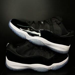 JORDAN RETRO 11 LOW SPACE JAM