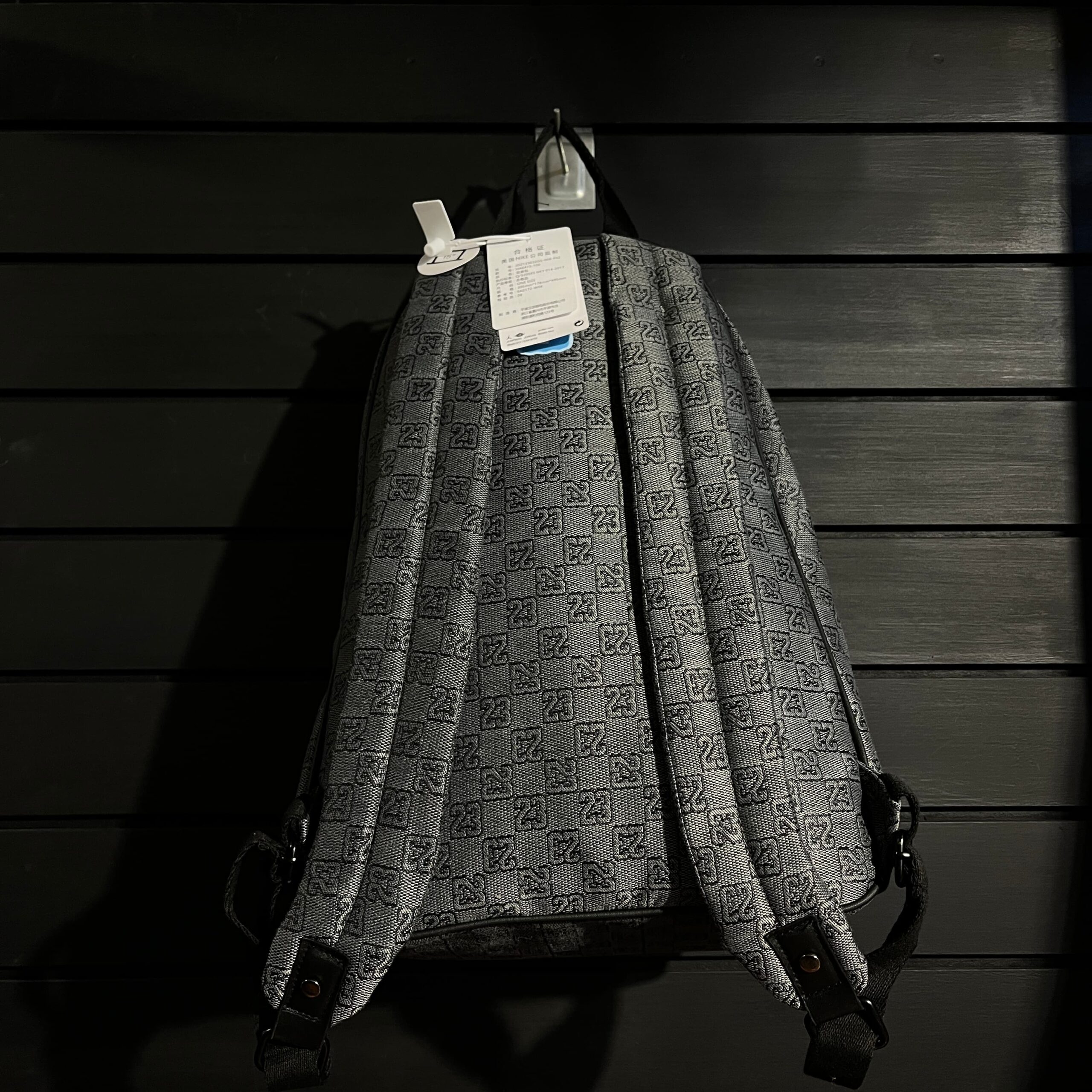 MOCHILA JORDAN GRIS - Imagen 7