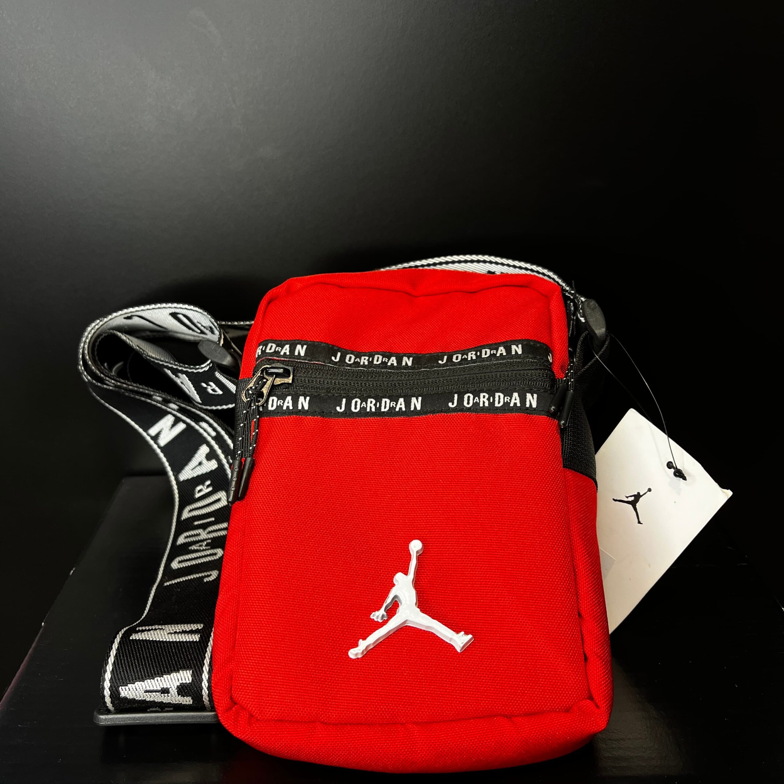 MORRAL JORDAN ROJO
