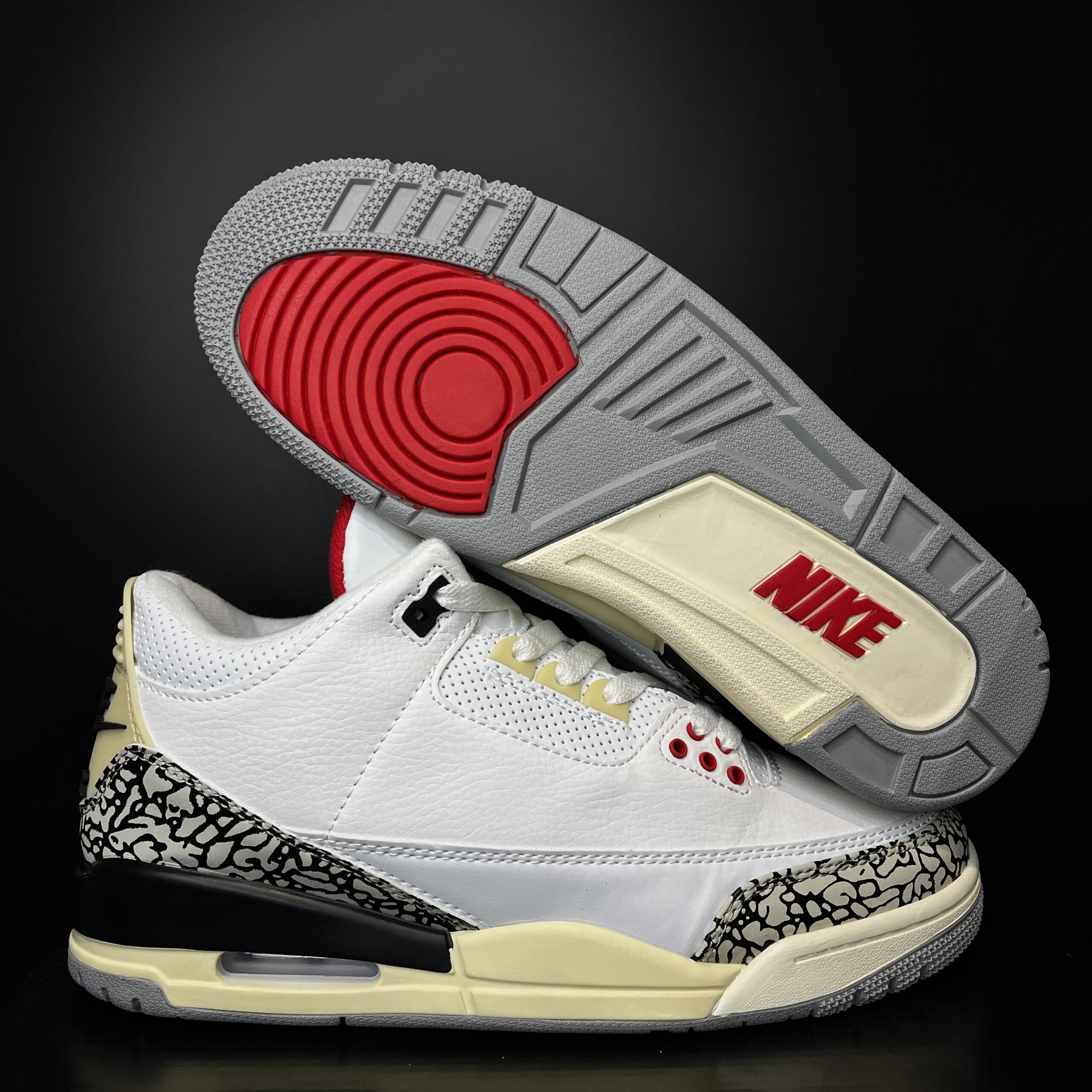 JORDAN RETRO 3 WHITE CEMENT - Imagen 2