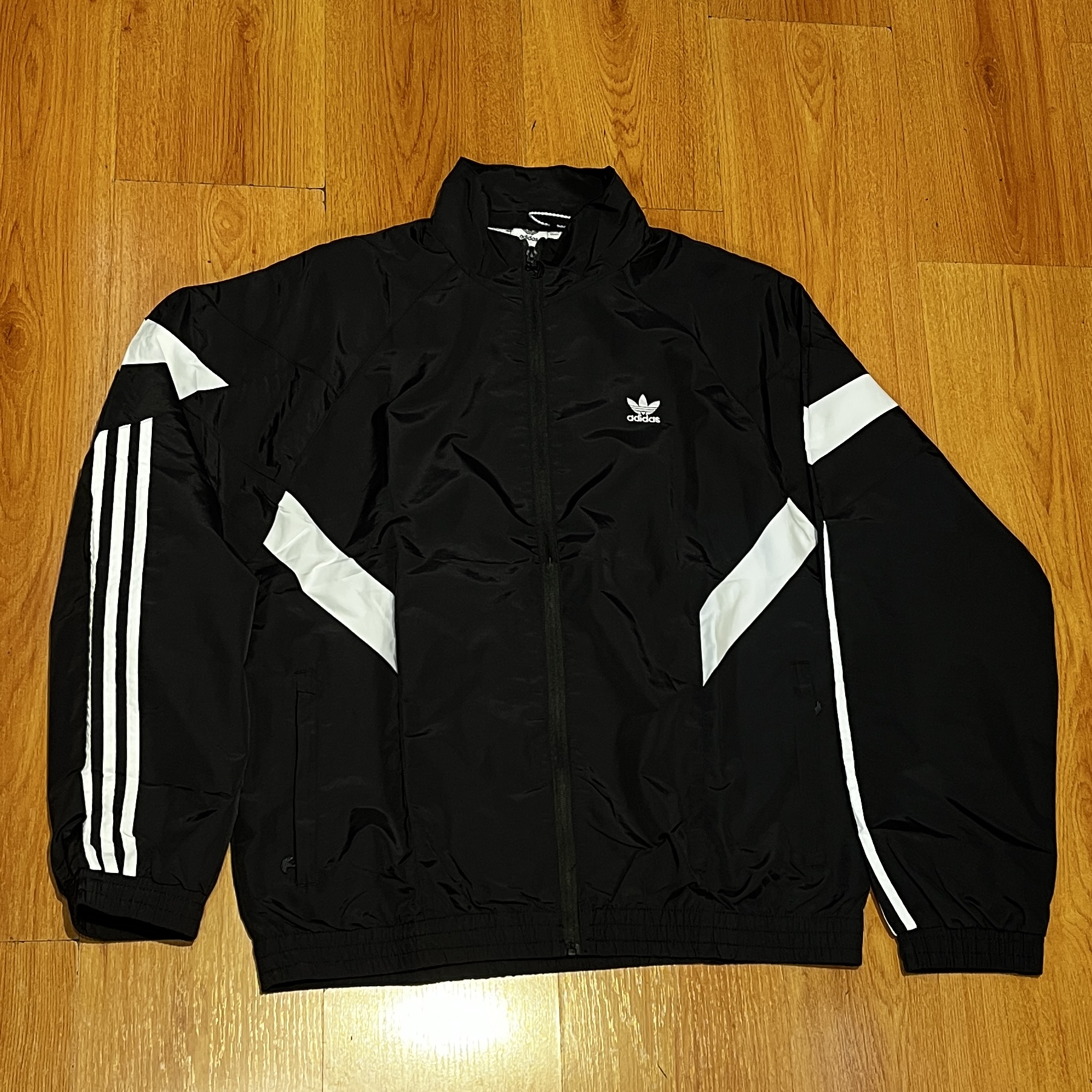 CAMPERA ROMPEVIENTO ADIDAS