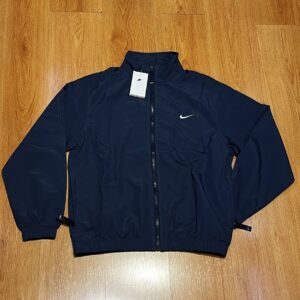 CAMPERA BOMBER NIKE AZUL MARINO 90s ROMPEVIENTO